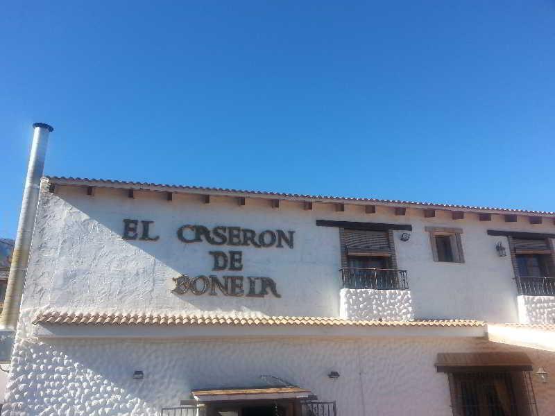 Отель El Caseron De Bonela Касарабонела Экстерьер фото